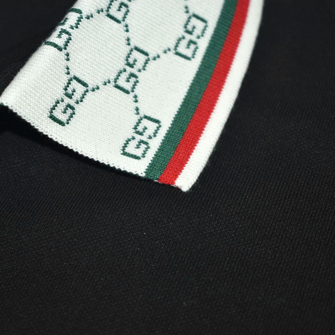 Gucci Black Embossed Logo Premium Quality T-shirt-4
