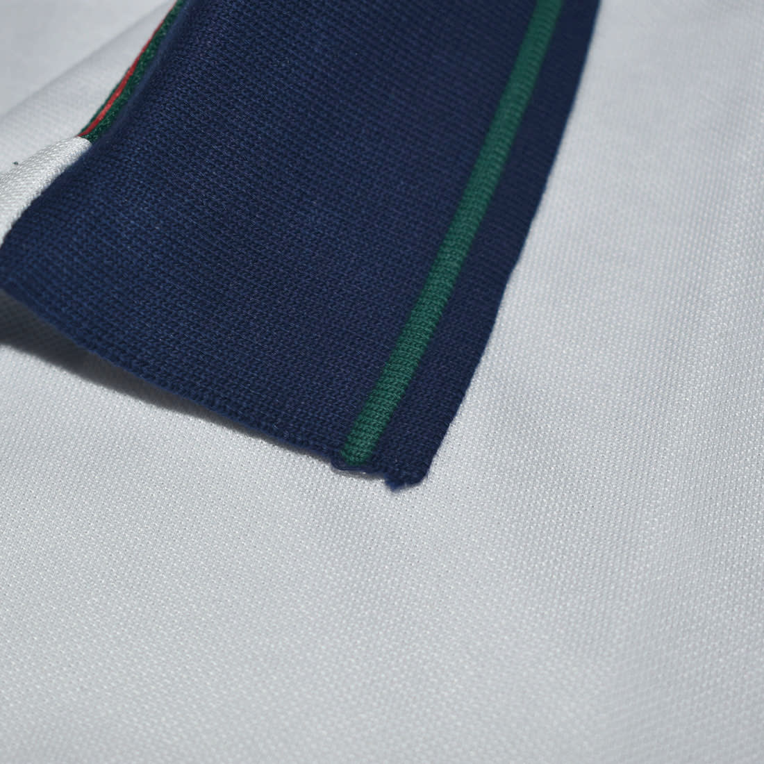 Gucci White Embroidered logo Premium T-shirt-4