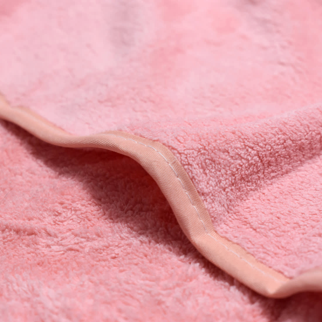 Louis Vuitton Embroidery Logo Pink Towels - Set of 2-2