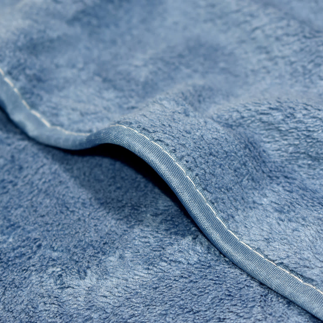 Louis Vuitton Embroidered logo Blue Premium Towel - Set of 2-2