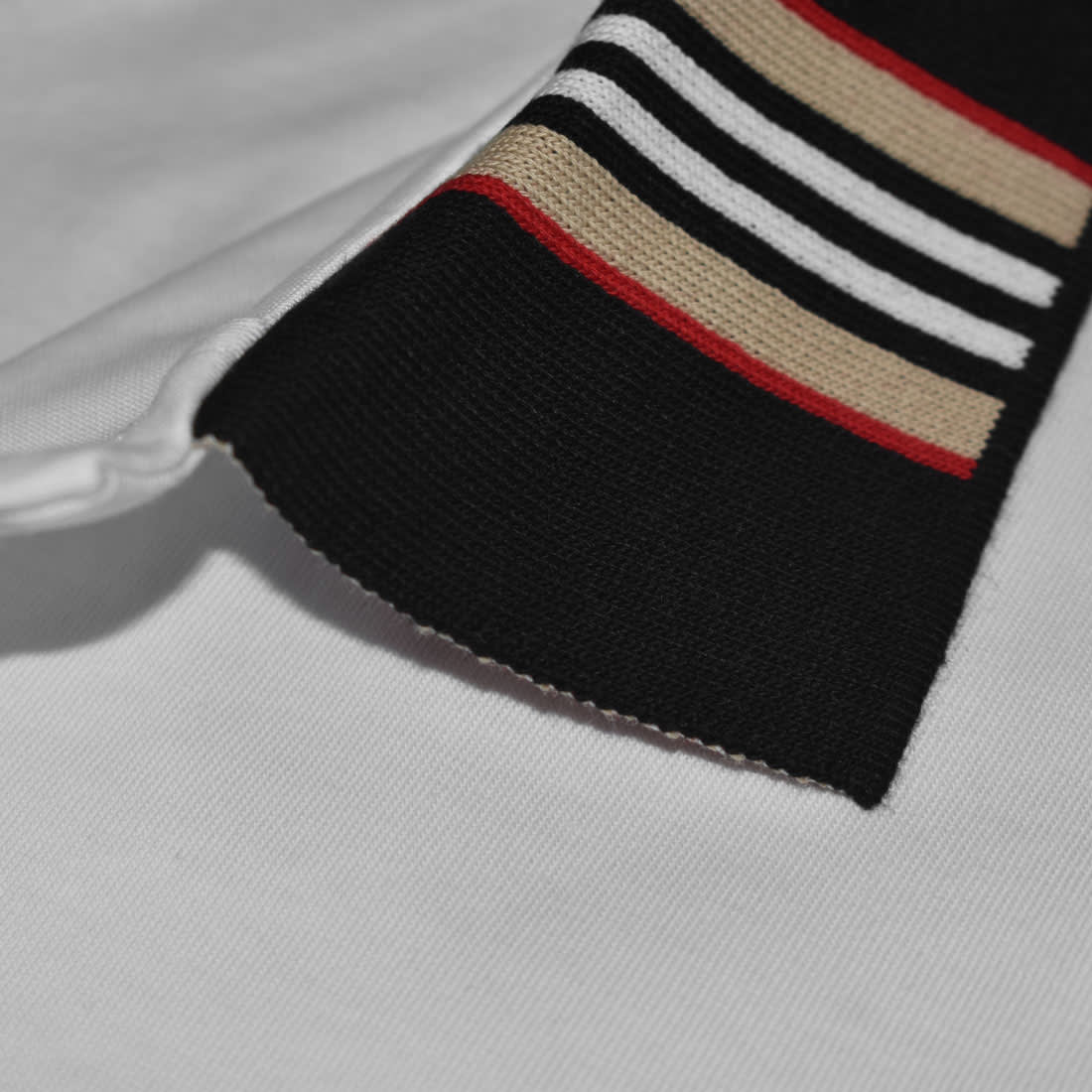 Burberry Embroidered logo White Premium T-shirt-4