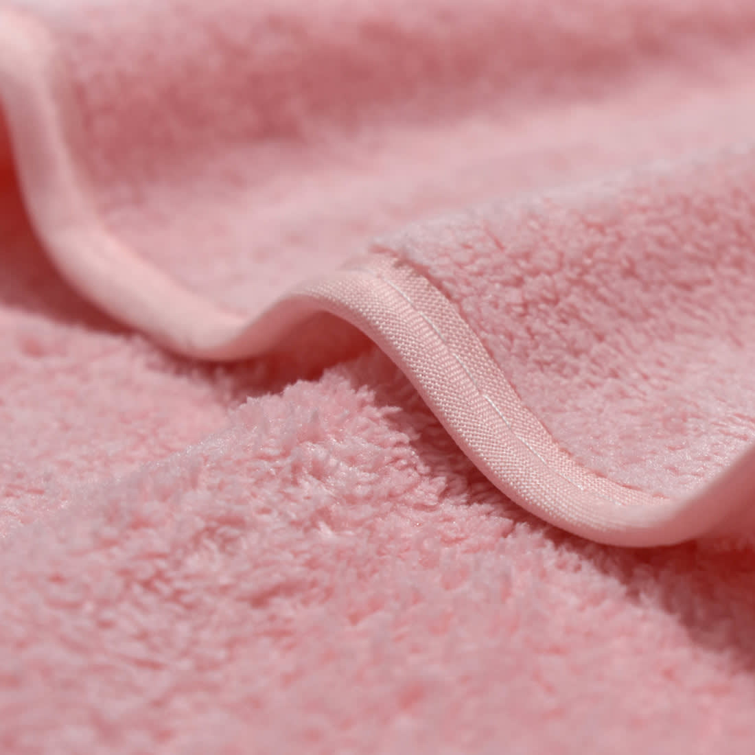 Gucci Embroidery logo Dark Pink Towels - Set of 2-2