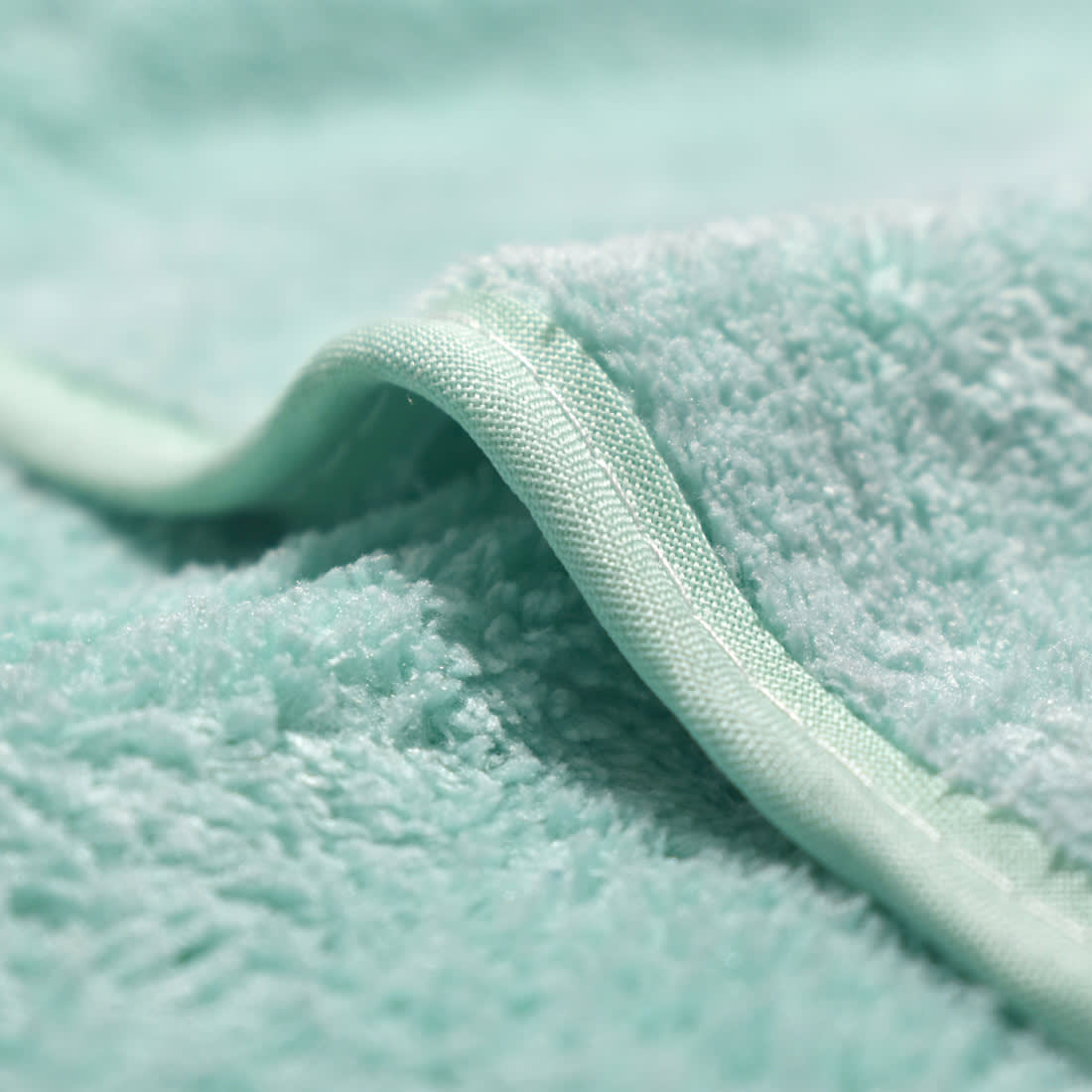 Louis Vuitton Embroidered logo Green Towels - Set of 2-2