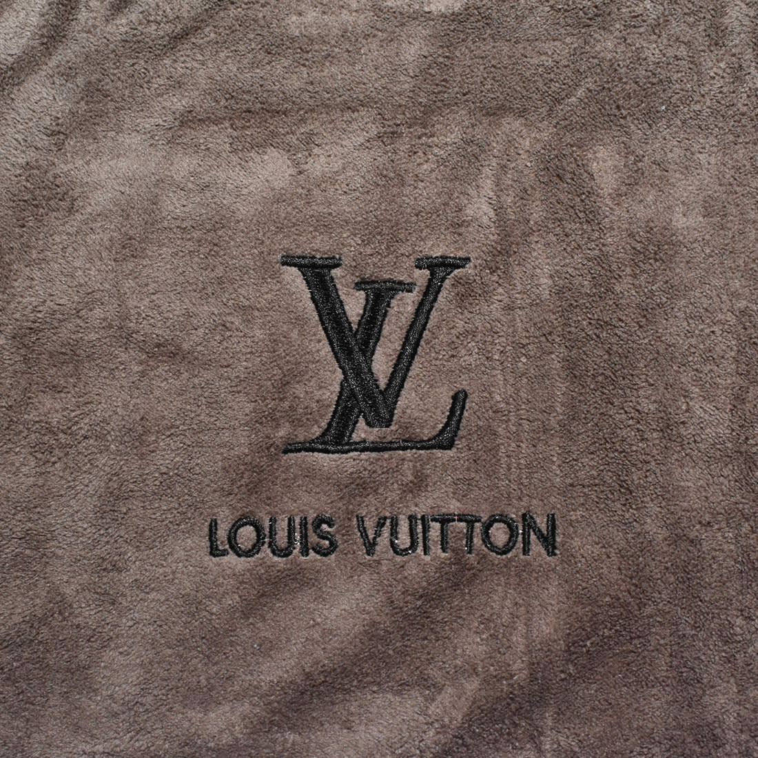 Louis Vuitton Embroidered logo Dark Brown Towel - Set of 2-1