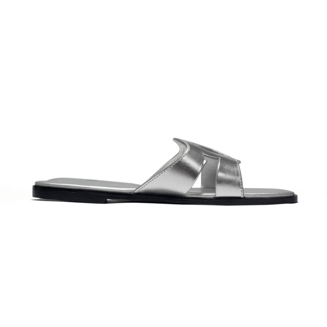 Louis Vuitton Isola Flat Mule Sandals-2