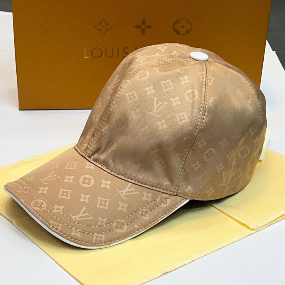 Louis Vuitton logo Monogram Brown Premium Cap-0