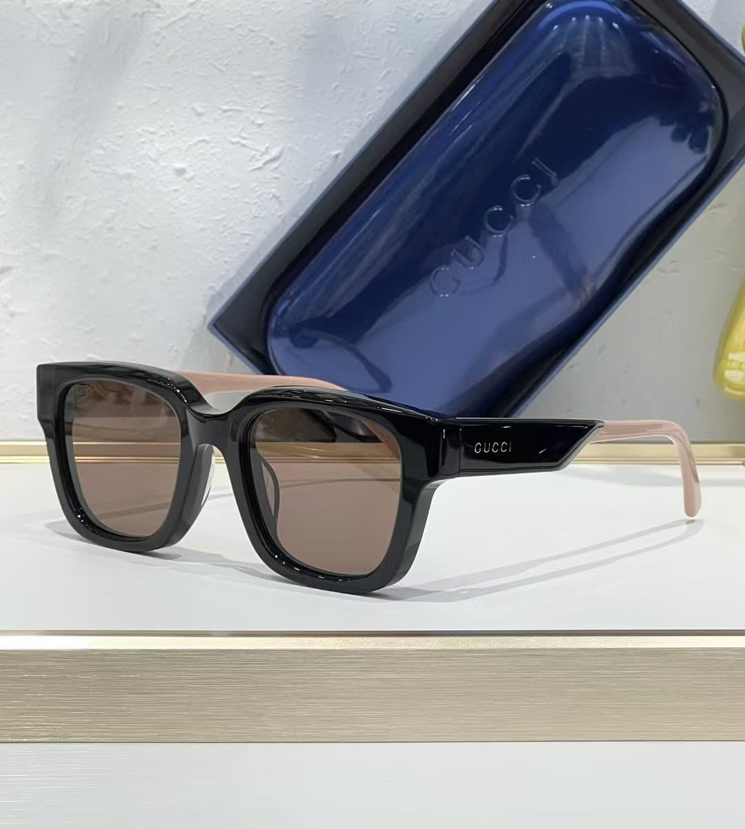 Gucci Brown Luxury Sunglasses-0