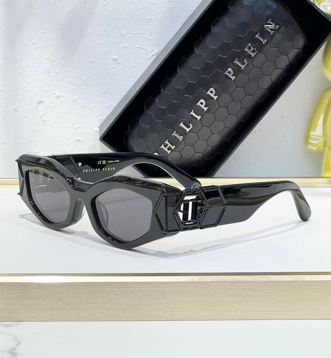 Philipp Plein Black Luxury Sunglasses-0