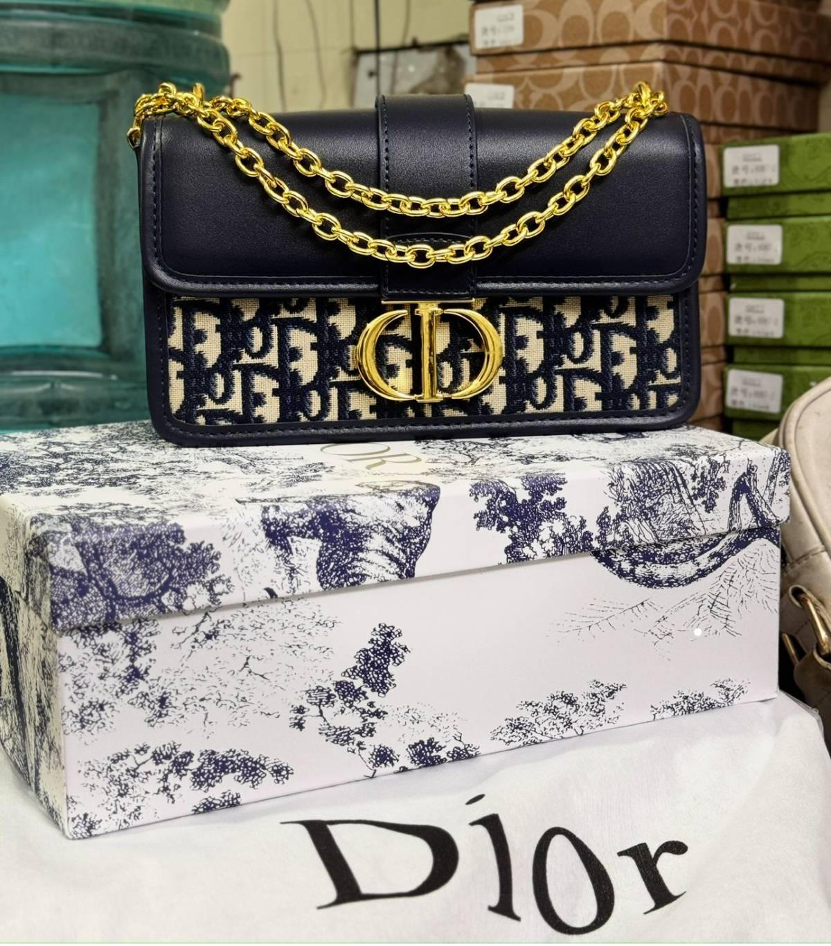 Christian Dior 30 Montaigne Cigale Black/golden Mini Bag-0