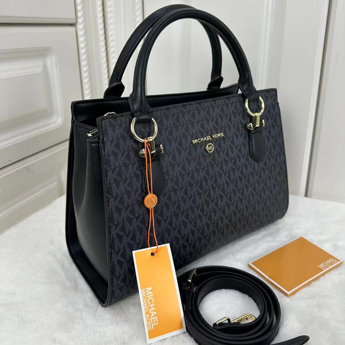 Michael Kors Jet Set Medium Logo Pocket Black Tote Bag-0