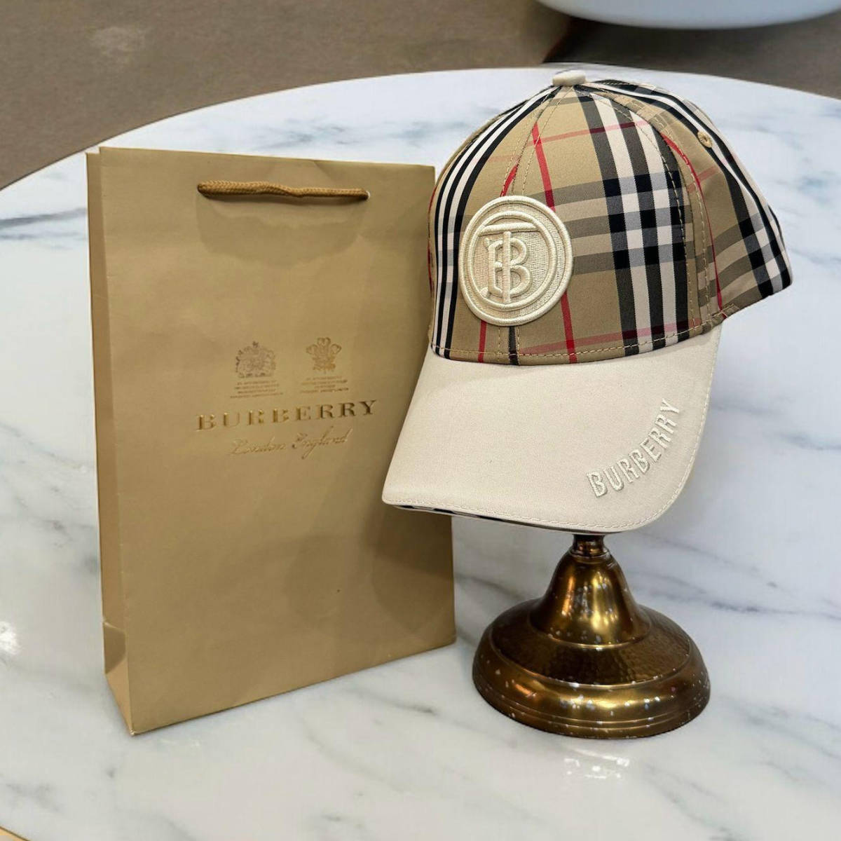 Burberry TB Embroidered White Premium Cap-0