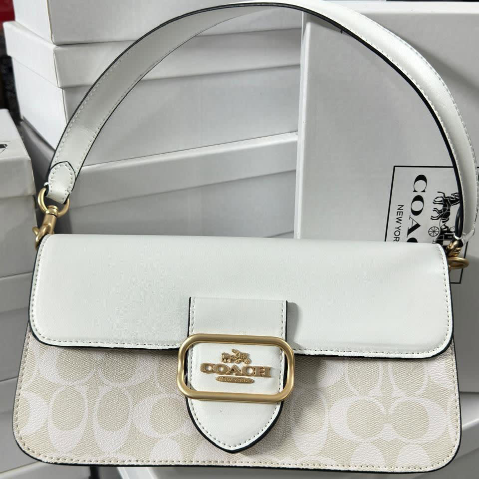 Coach Field  White Tote Bag-0