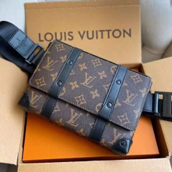 Louis Vuitton Monogram Pochette Brown Bag-0