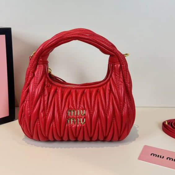 Miu Miu Wander Matlasse Red Hobo Bag-0
