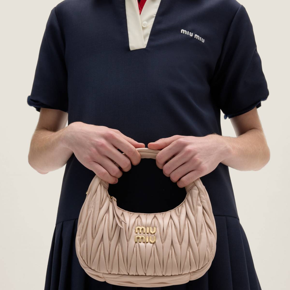 Miu Miu Wander Matlasse Nappa Leather Pink Hobo Bag-6