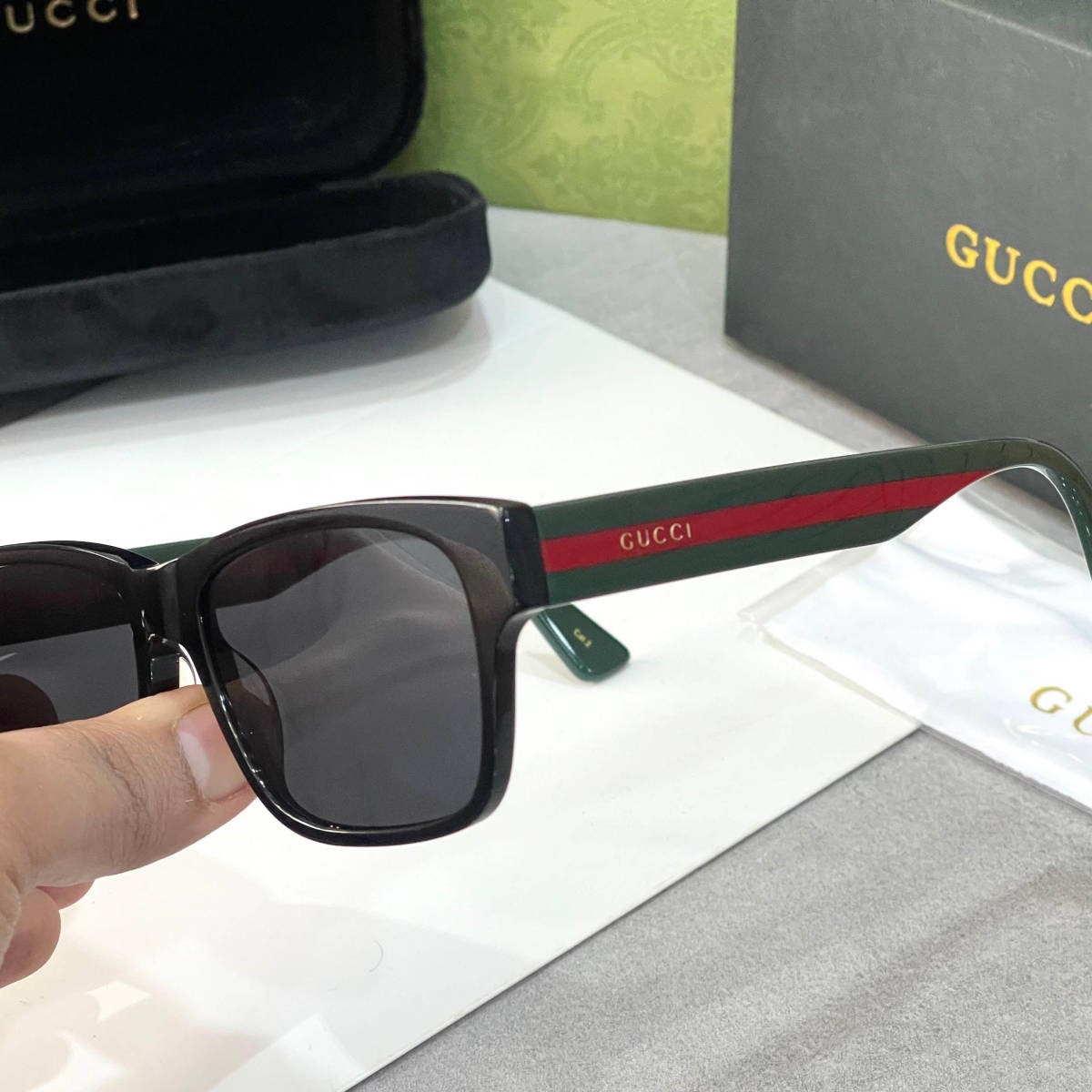 Gucci Green Luxury Sunglasses-2