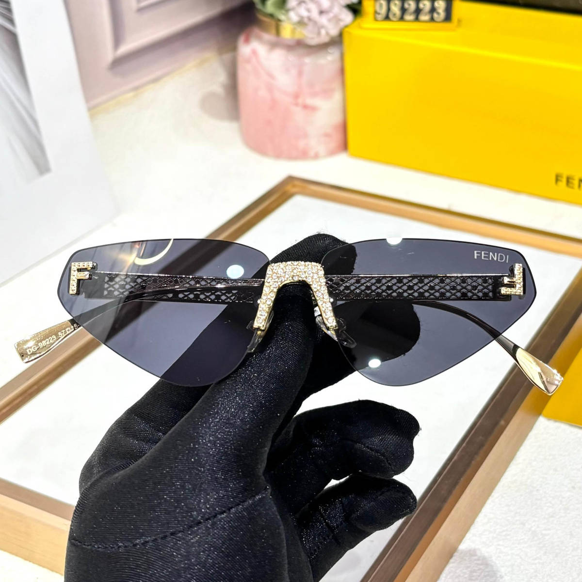 Fendi Black Premium Women's Sunglasses-1