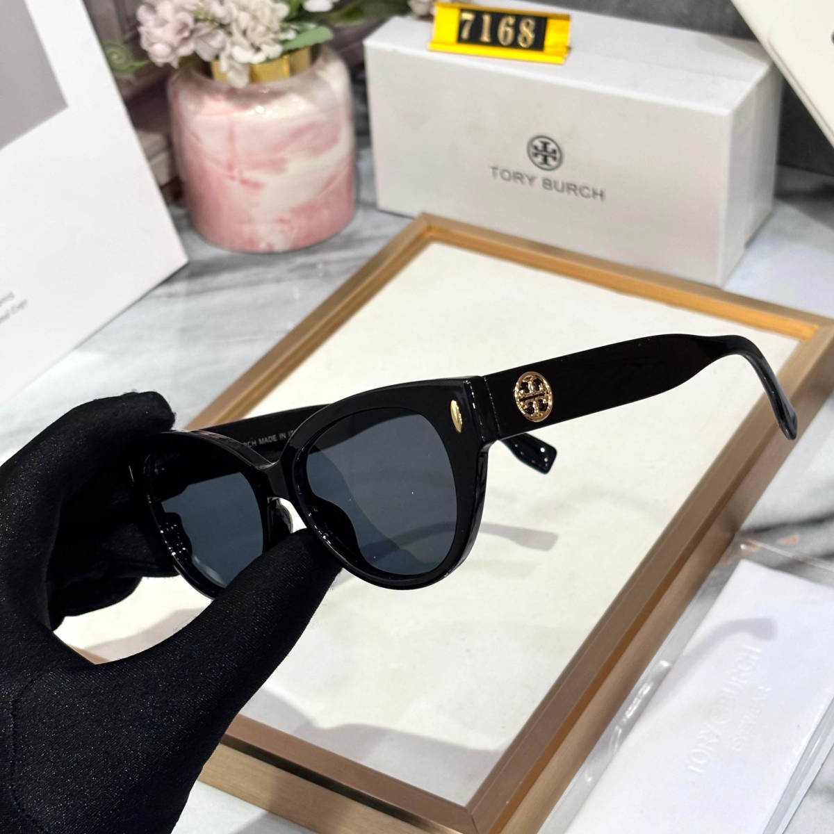 Tory Burch Black Premium Women's Sunglasses-1