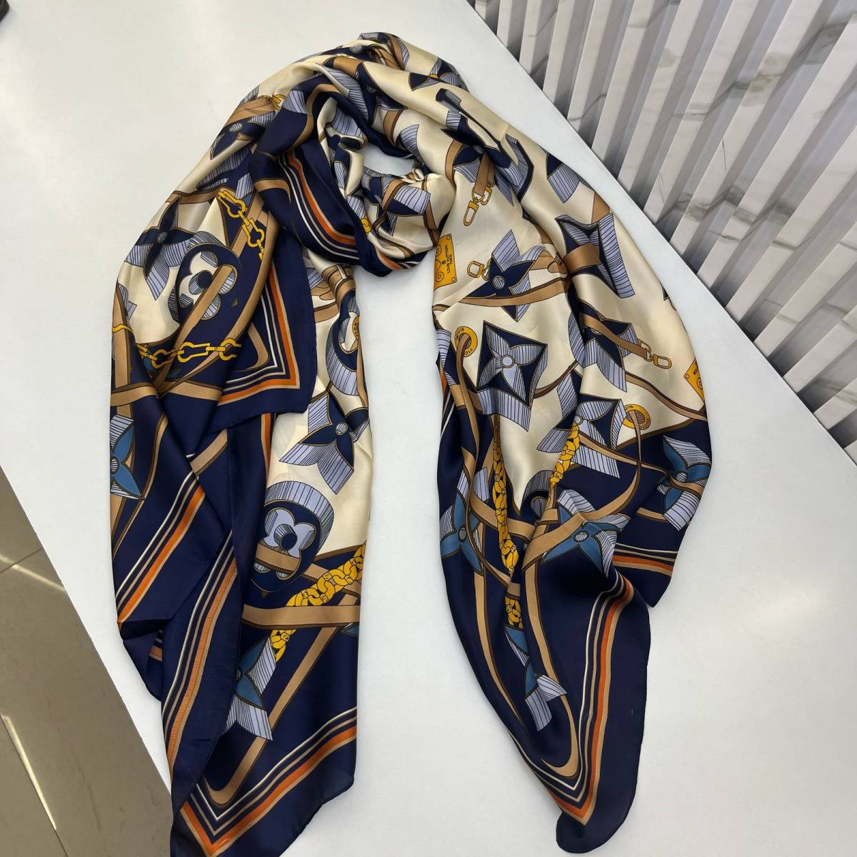 Louis Vuitton Premium Quality Blue Silk Stole-0