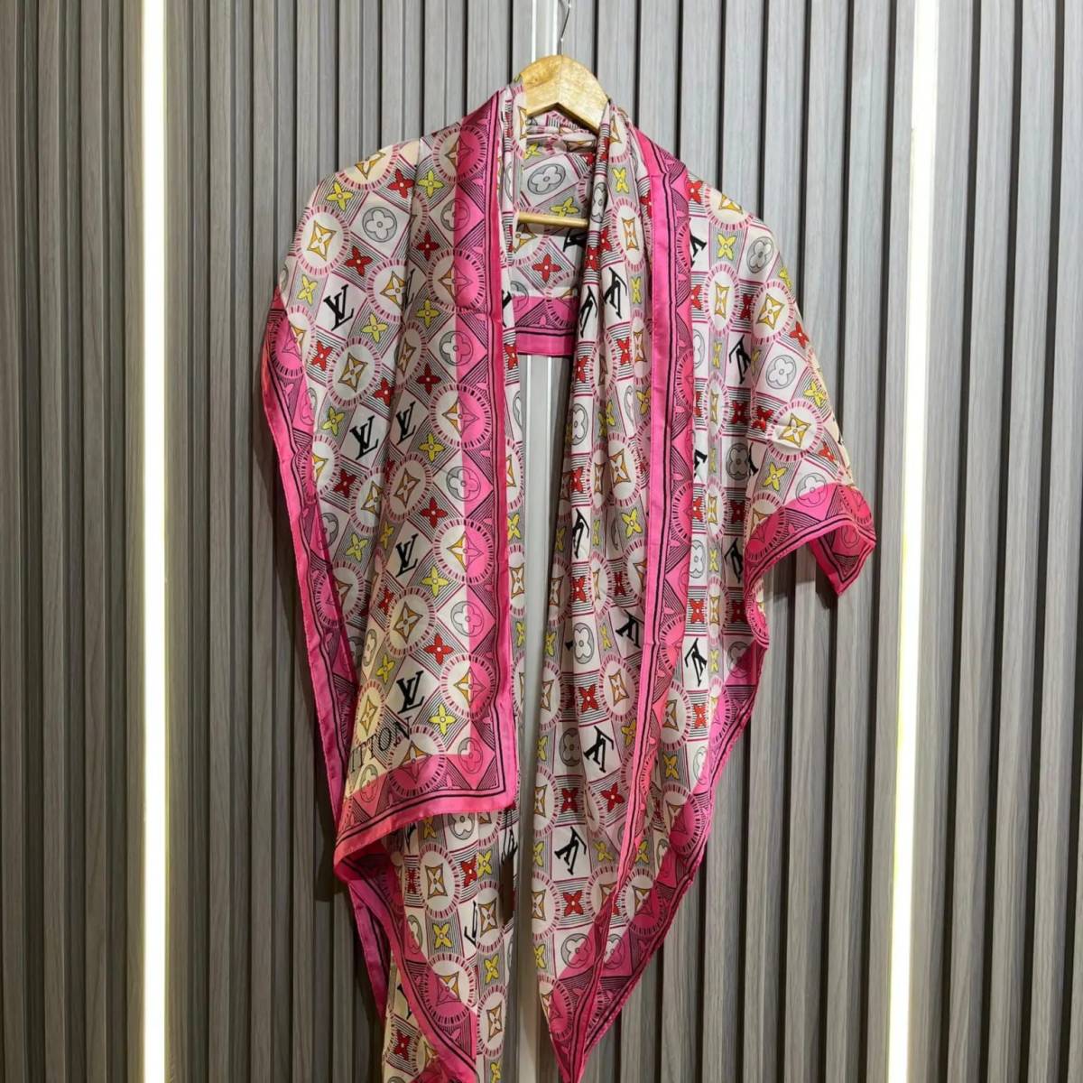 Louis Vuitton Premium Quality Pink Silk Stole-1