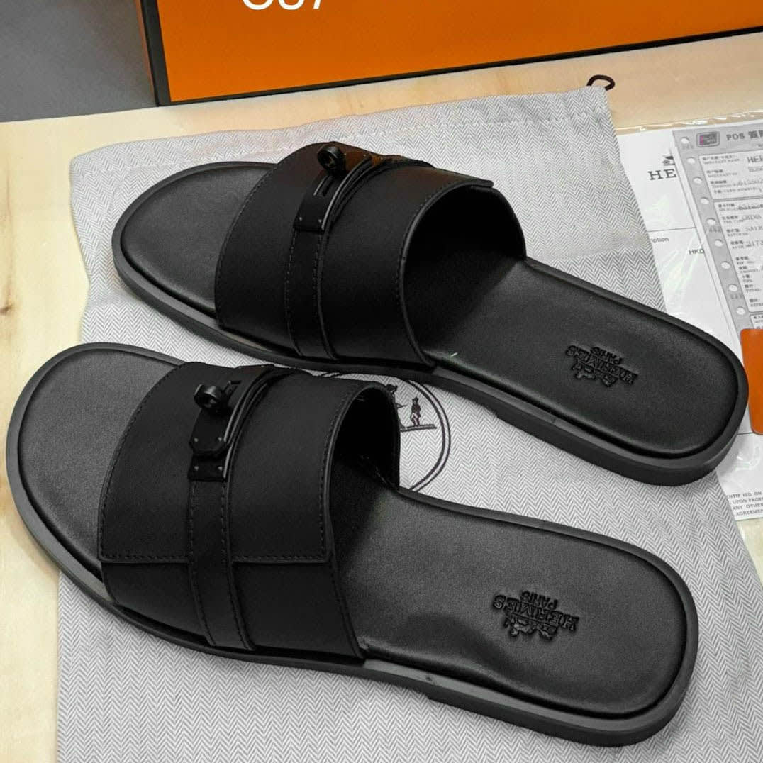 Hermes Black Premium Gabriel Flip-flop-0