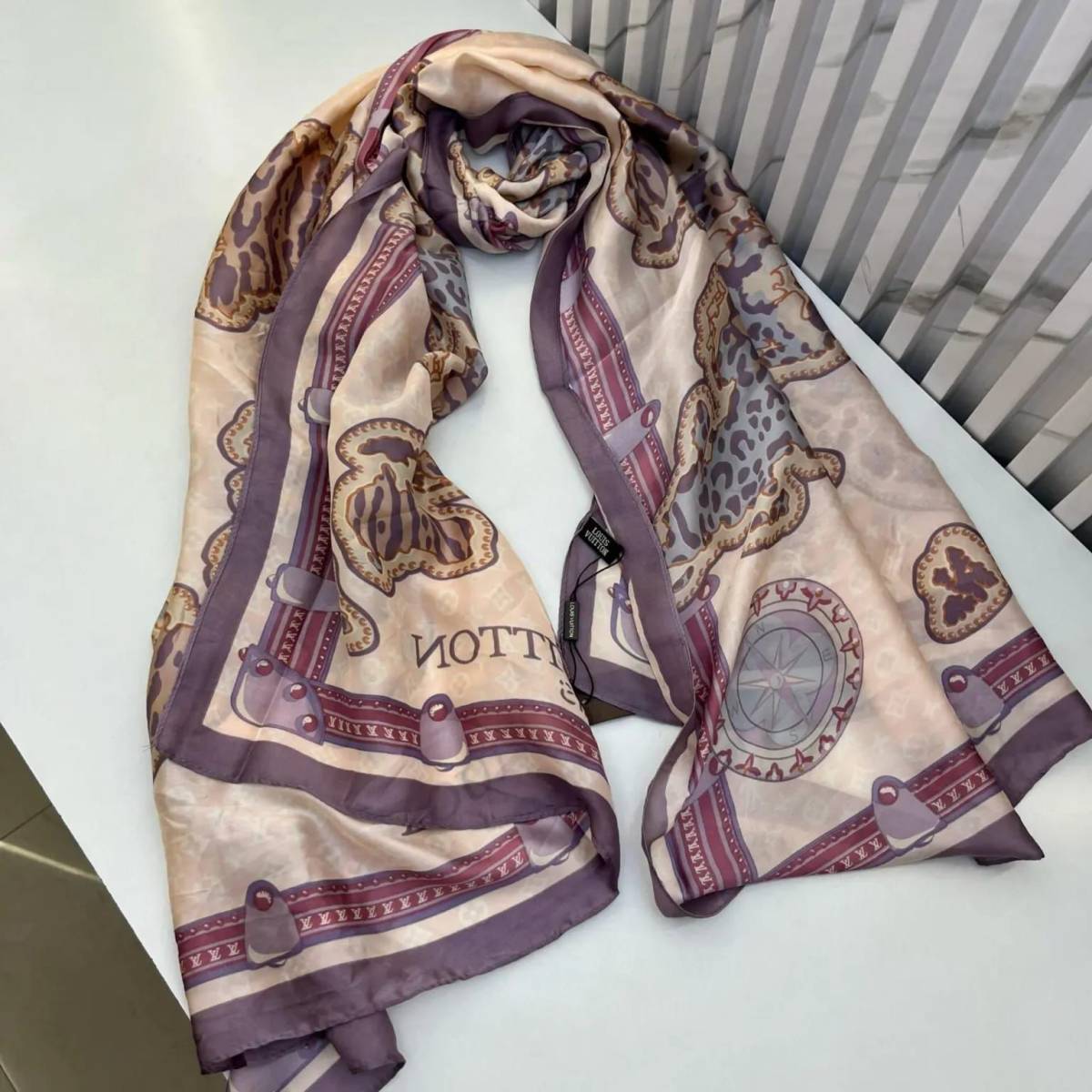 Louis Vuitton Premium Quality Multicolor Silk Stole-0
