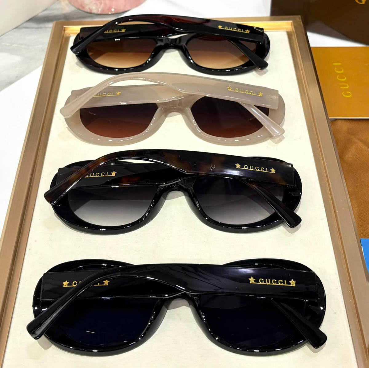 Gucci Beige Premium Women's Sunglasses-3