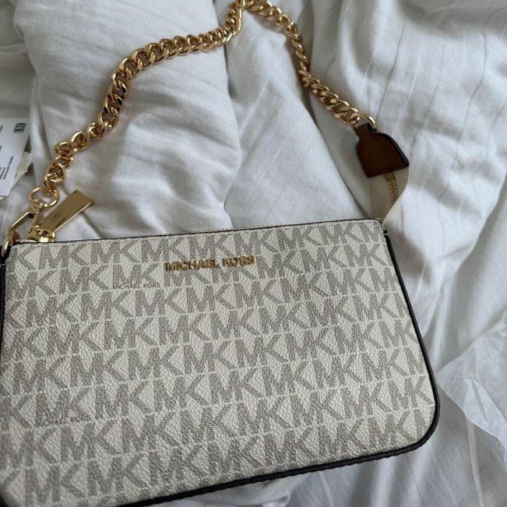 Michael Michael Kors Jet Set Medium Signature Logo White Pochette Bag-0