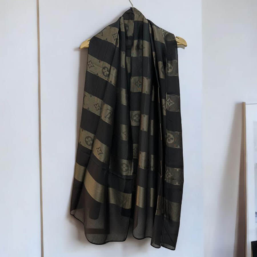 Louis Vuitton Designer Black Cotton Silk Stole-1