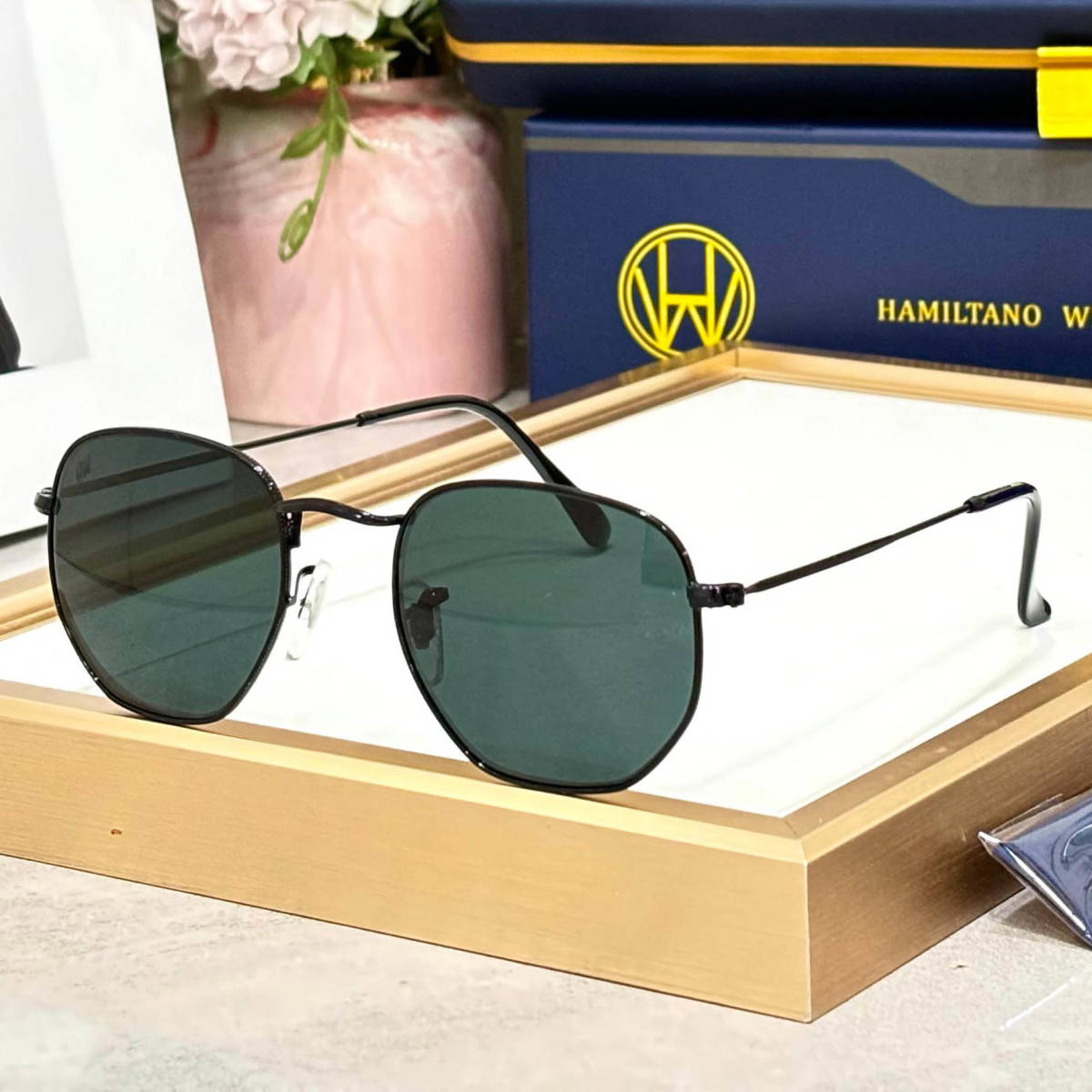 Hamiltano Winston Classic Dark Green & Black Sunglasses-0