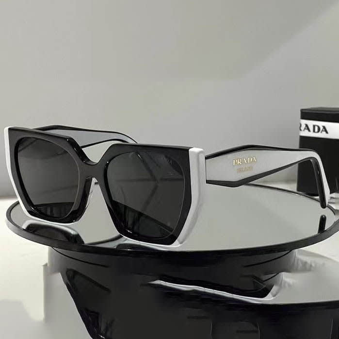 Prada Black Luxury Sunglasses-9