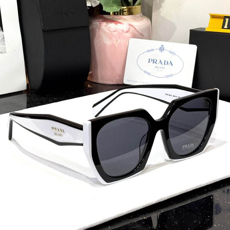 Prada Black Luxury Sunglasses-3