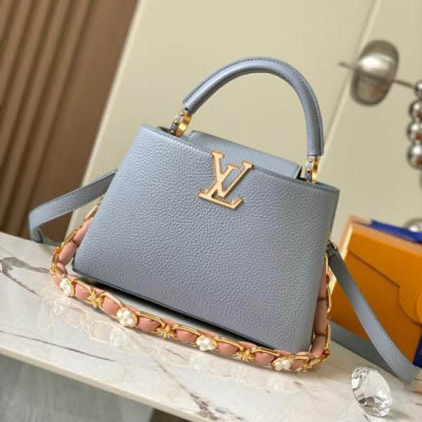 Louis Vuitton LV Capucines Premium Quality Leather Bag-0