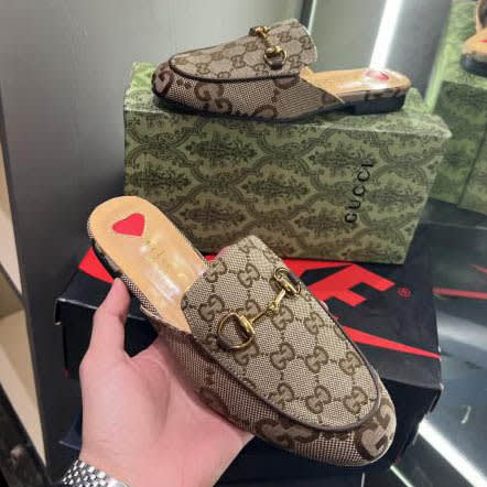 Gucci GG Princetown Jumbo Slide Women's Flat Sandals-0