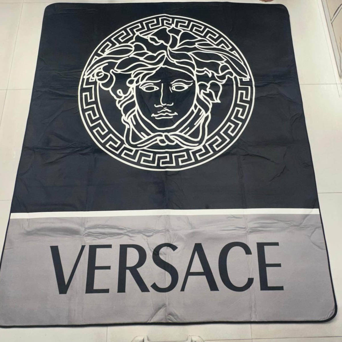 Versace Black Premium Quality Carpet-0