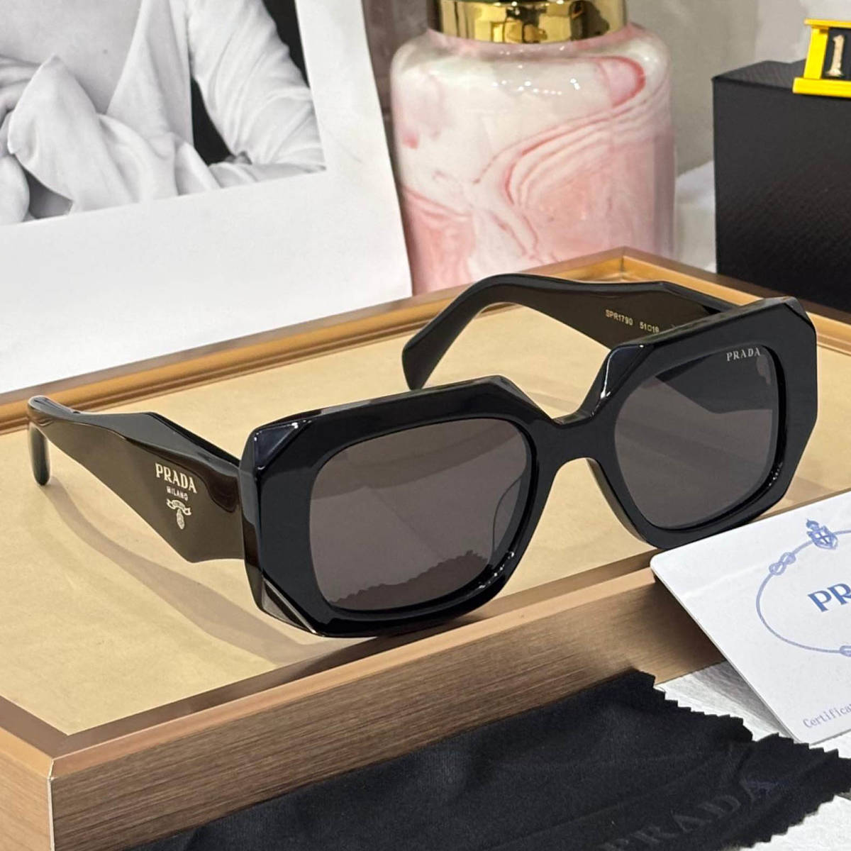 Prada Black Luxury Women's Sunglasses-6