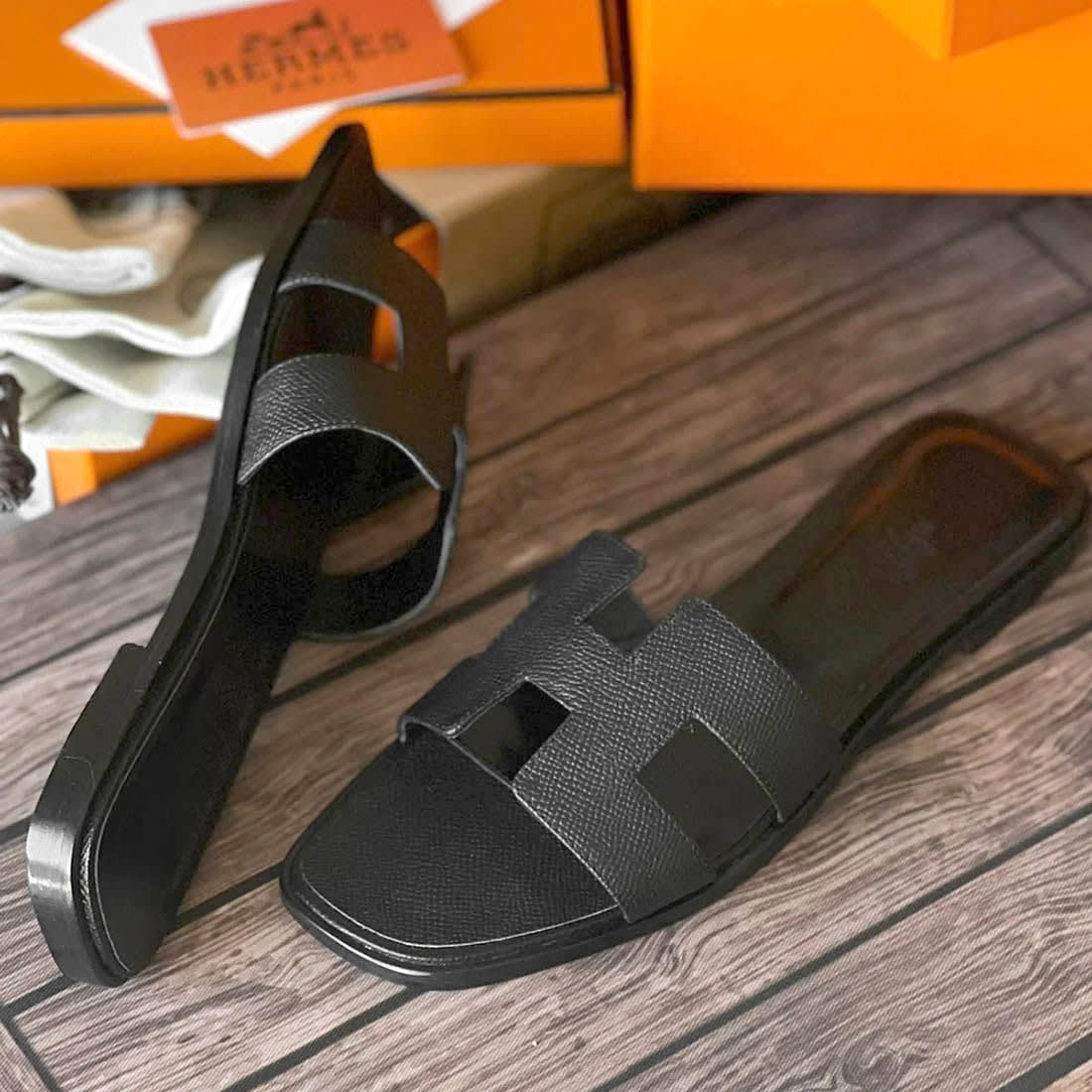 Hermes Black Premium Quality Women's Flat Sandals-2