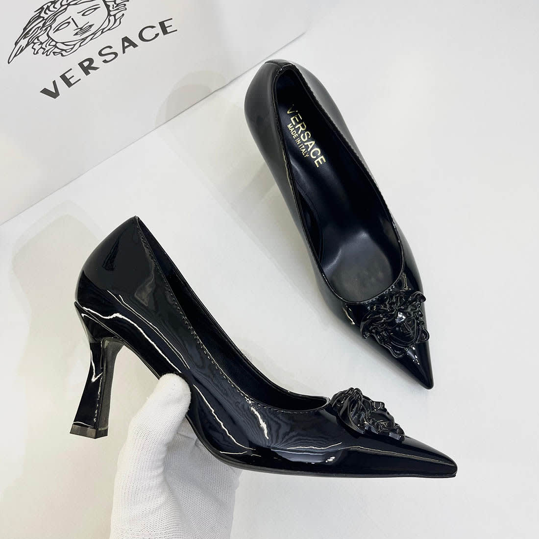 Versace La Medusa Black Heels Sandles-1