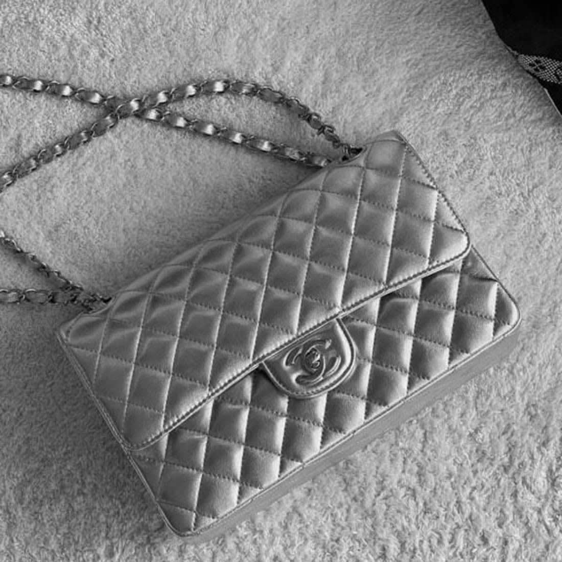 Chanel Classic Jumbo Flap Shoulder Bag-0