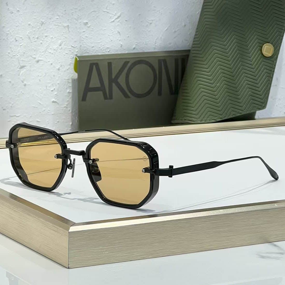 Akoni Juno Brown Sunglasses-0