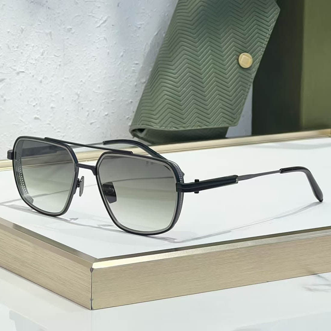 Akoni Pathfinder Black Sunglasses-0