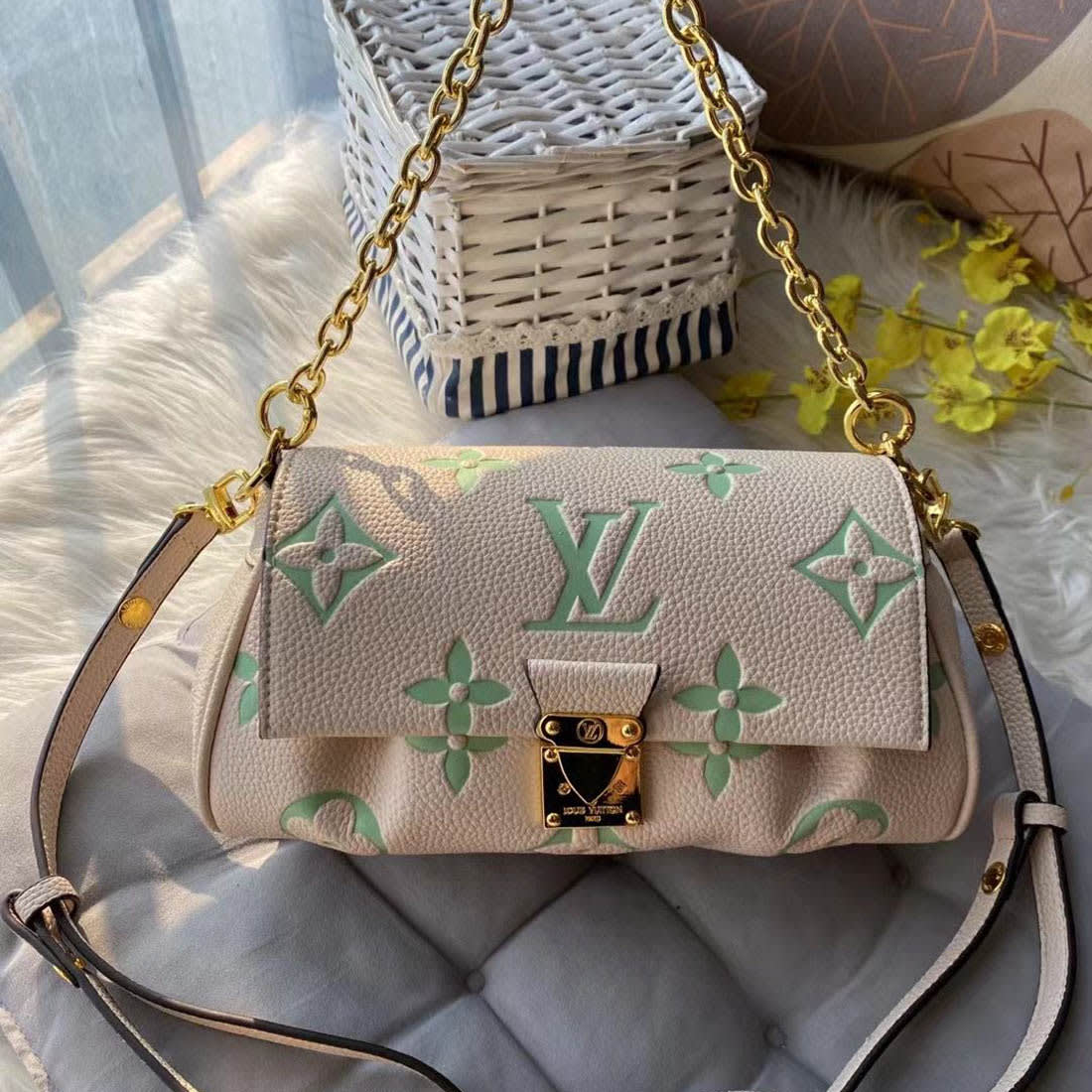 Louis Vuitton Favorite Green  Empreinte Bicolor Monogram Bag-0