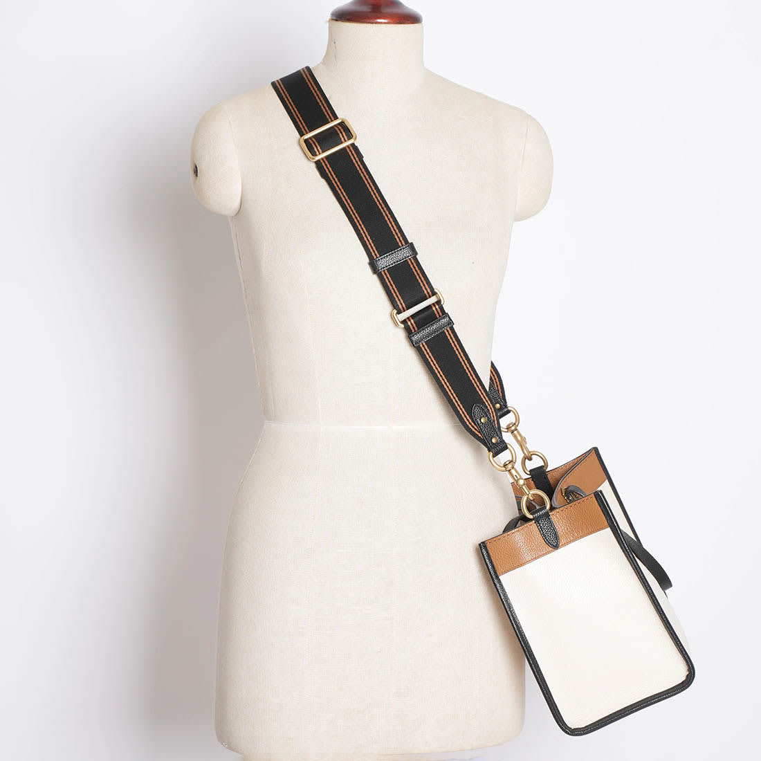 Coach Field White & Brown Tote Bag-4