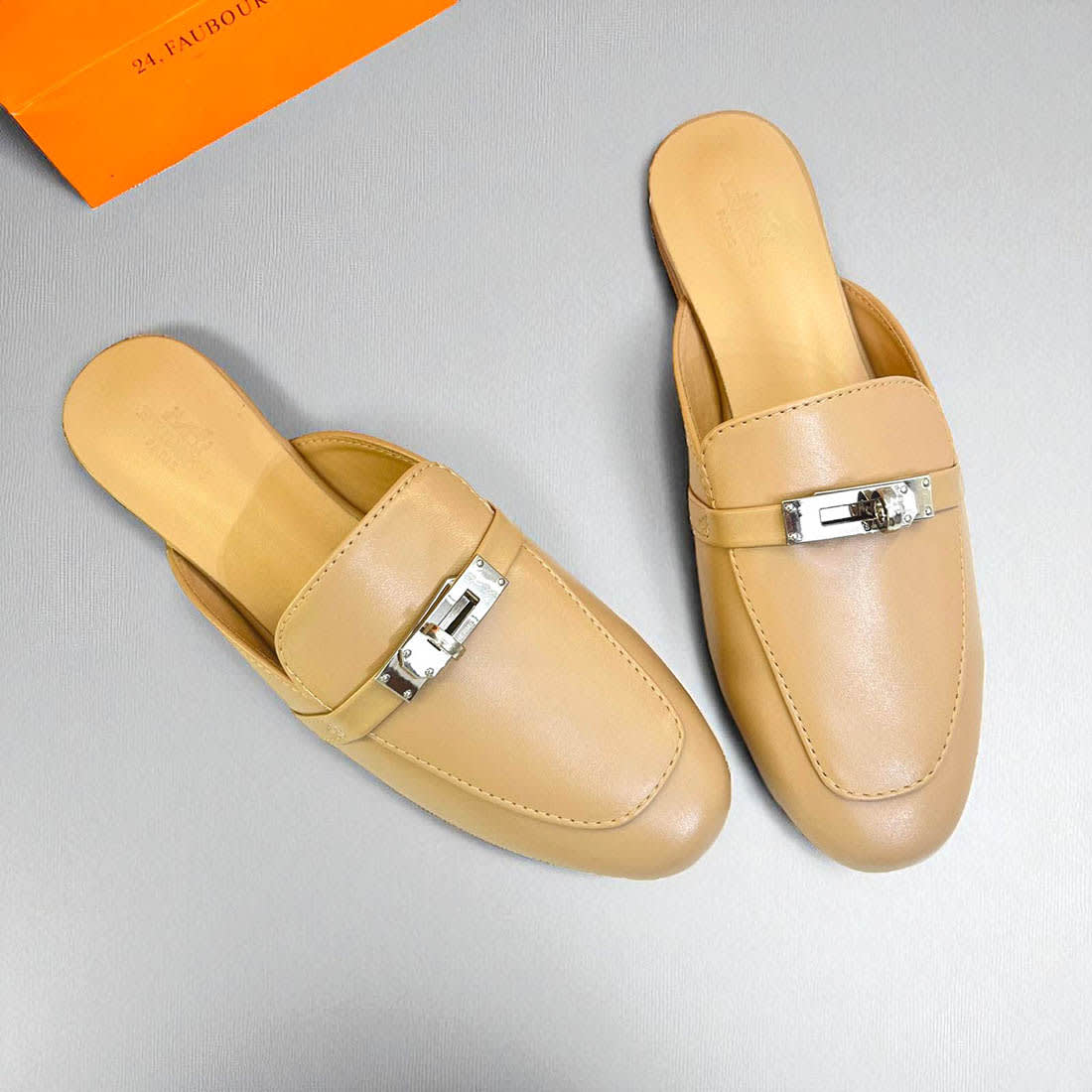 Hermès Oz Yellow Sandal-0