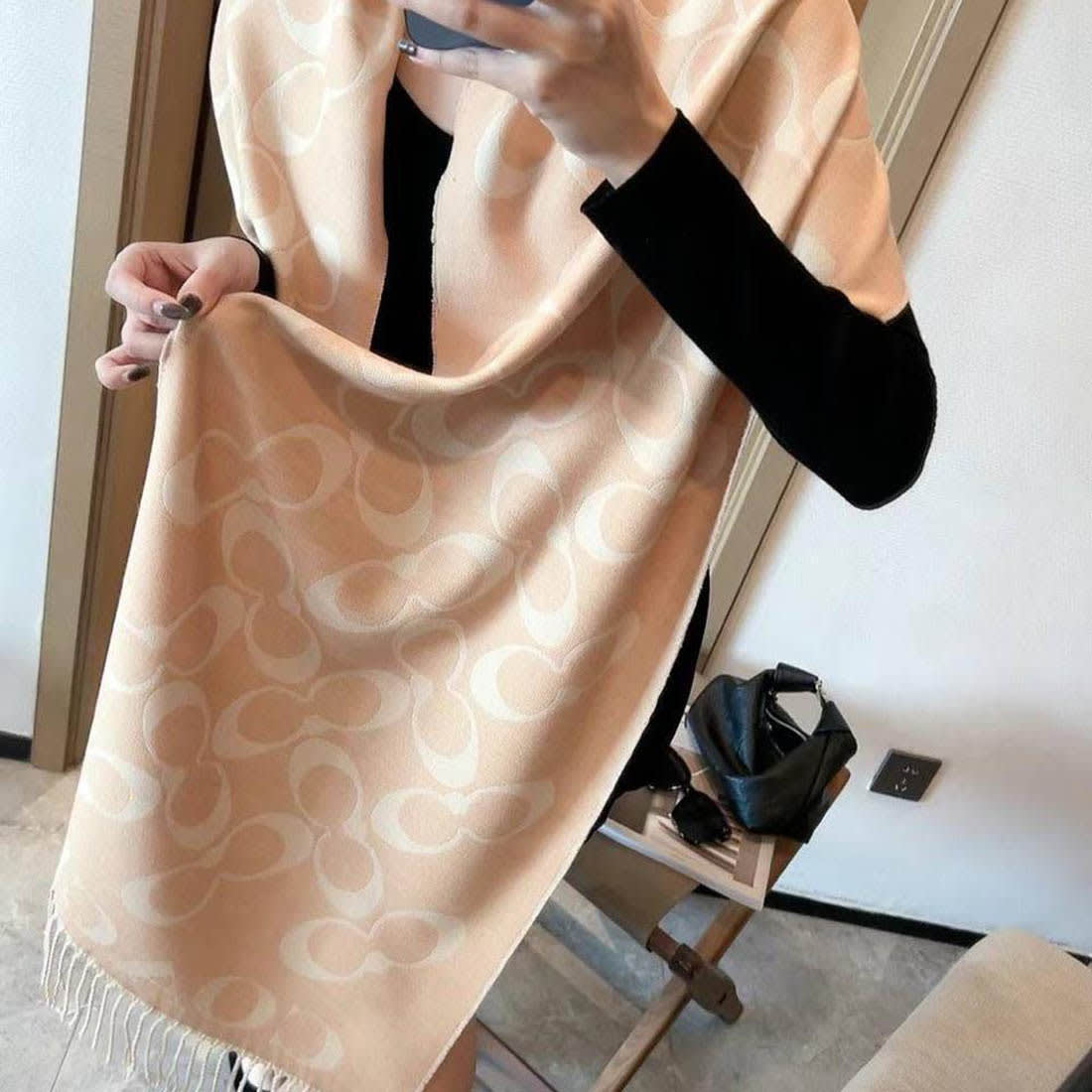 Coach Signature Cream C Border Stole-1