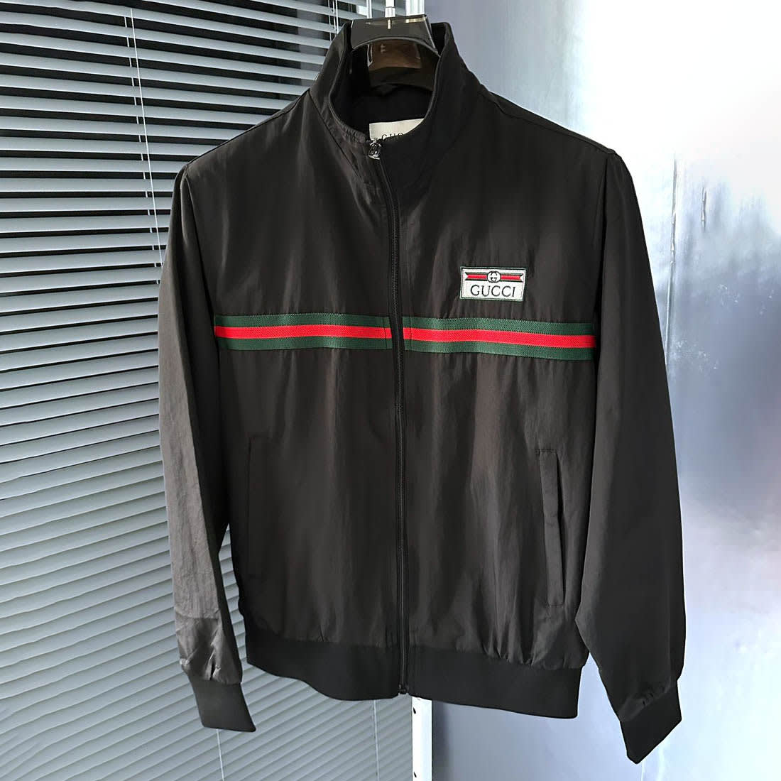 Gucci's Web Stripe Black Zipper-2