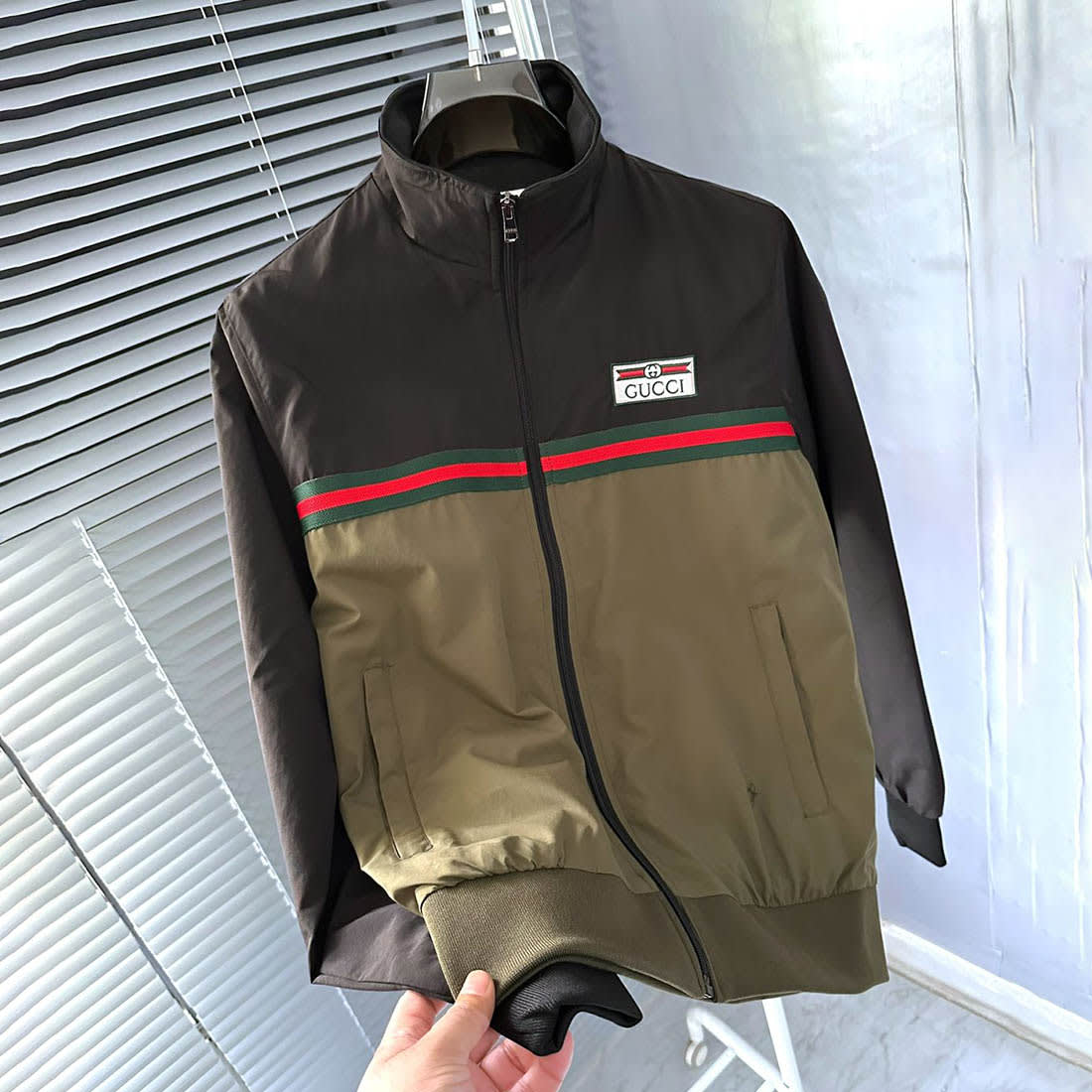 Gucci's Web Stripe Olive Zipper-4