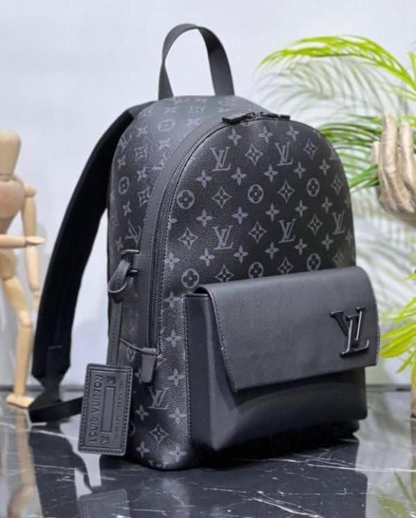 Louis vuitton Black Premium Belt Bag-0