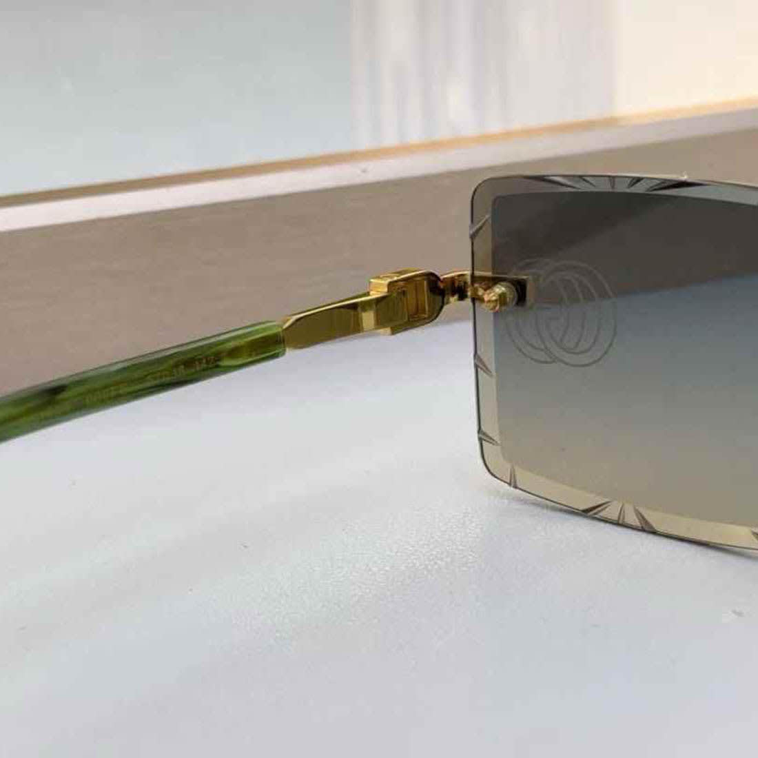 Gucci Green Premium Sunglasses-5