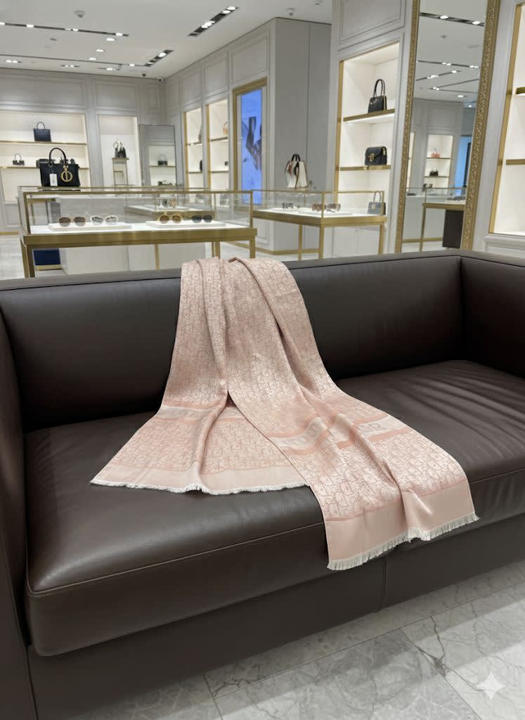 Christian Dior Premium Quality Pink Silk Stole-1